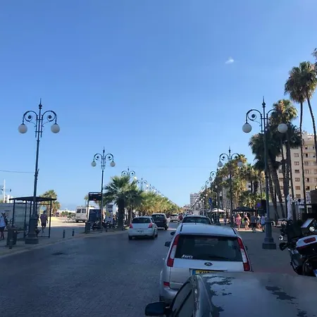 Sea Side Finicudes * Λάρνακα
